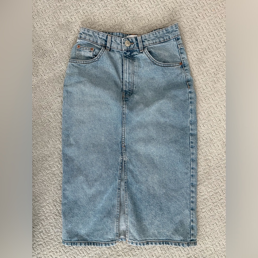 Zara Denim Midi Skirt size Small